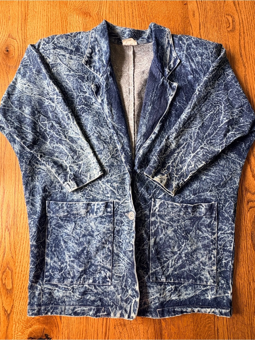 VTG Hanna Stone/Acid Wash women’s Blue Jean Blazer with shoulder pads-small
